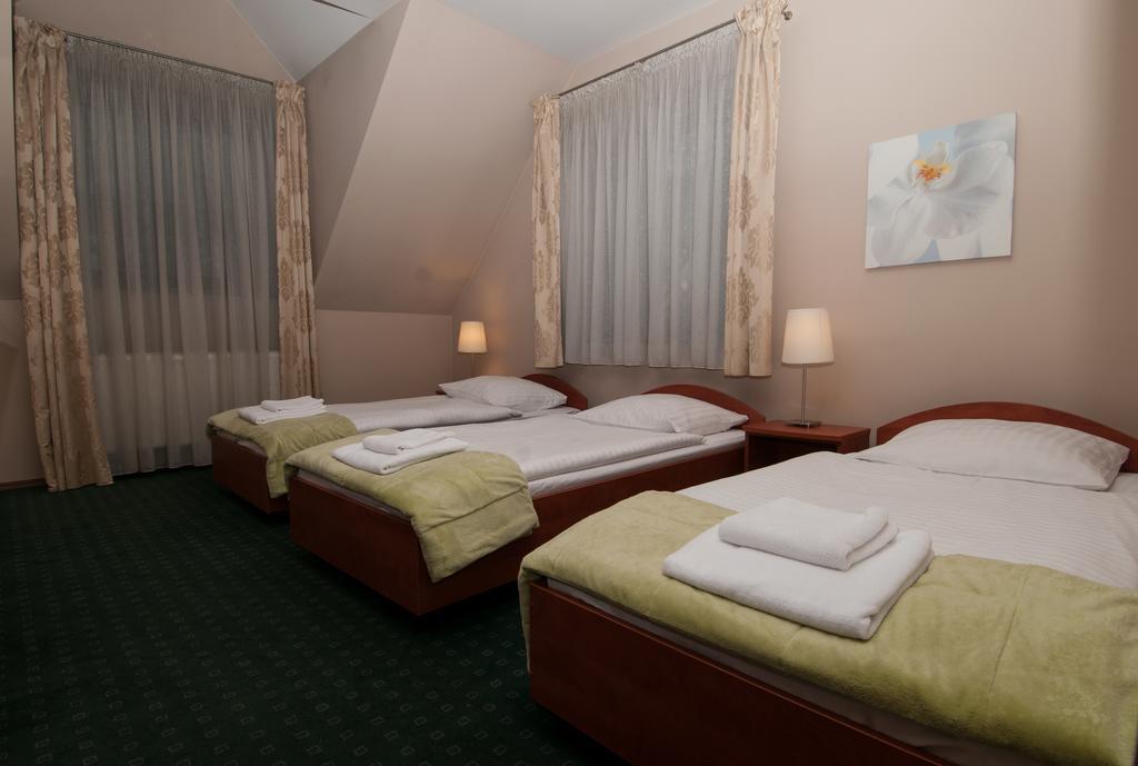 Willa Pory Roku Lodz  Ngoại thất bức ảnh